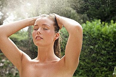 《夜族崛起》新史低！免费大更新在线数激增！